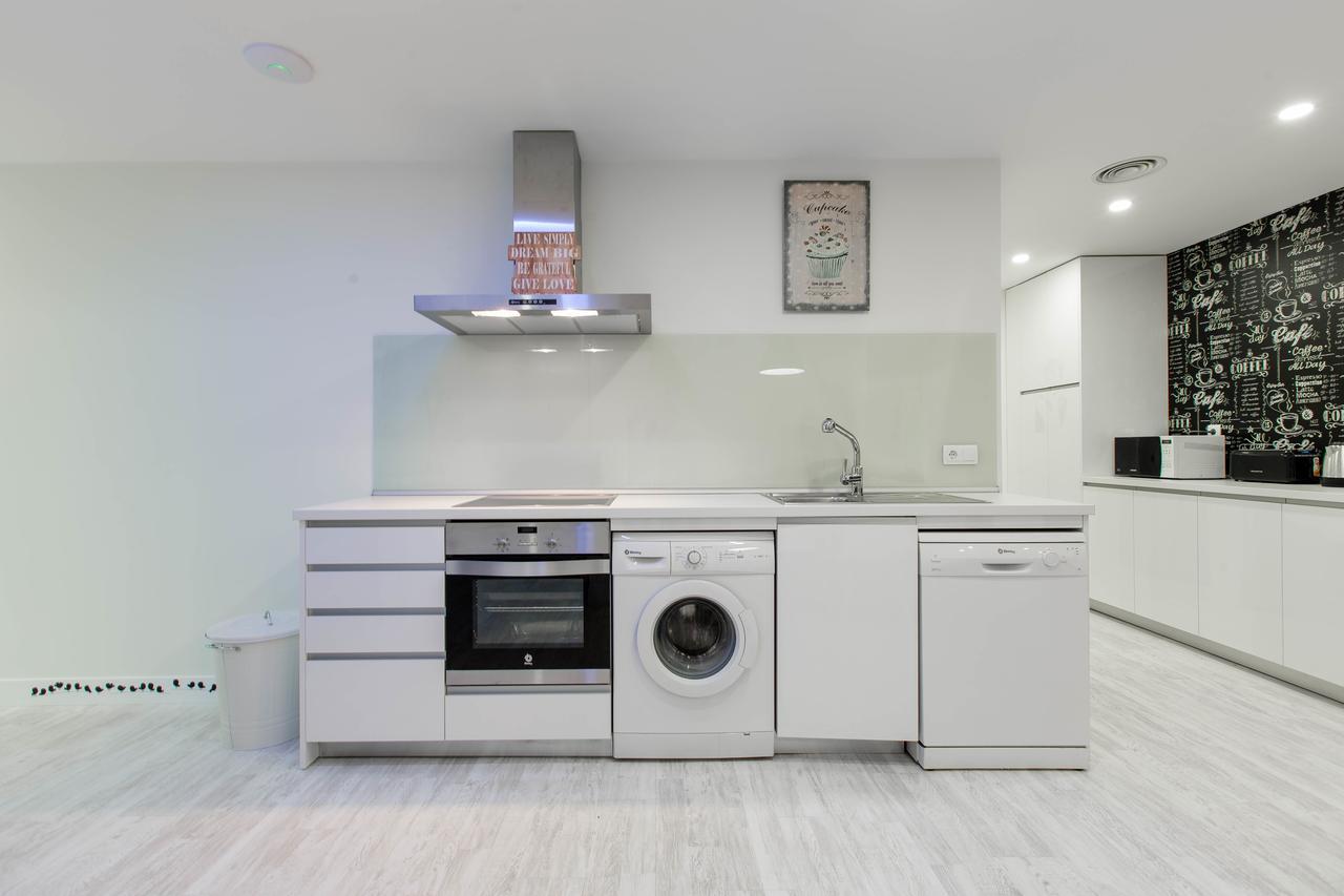 Bookinmadrid Com - Cascorro Sq 18 Pax Apartamento Exterior foto