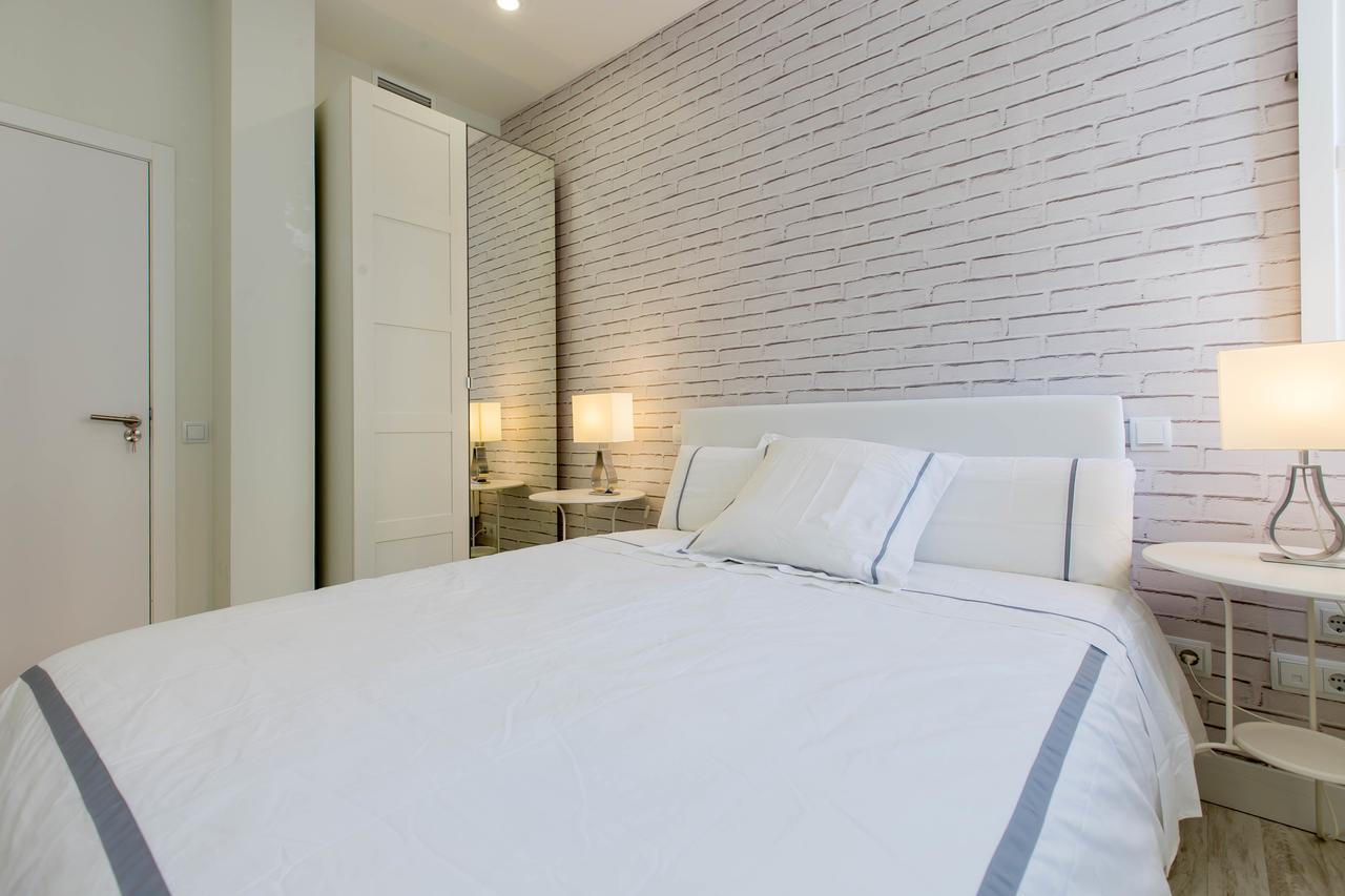 Bookinmadrid Com - Cascorro Sq 18 Pax Apartamento Exterior foto