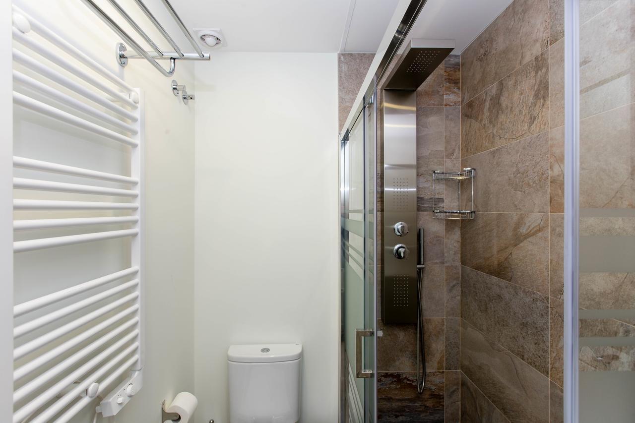 Bookinmadrid Com - Cascorro Sq 18 Pax Apartamento Exterior foto