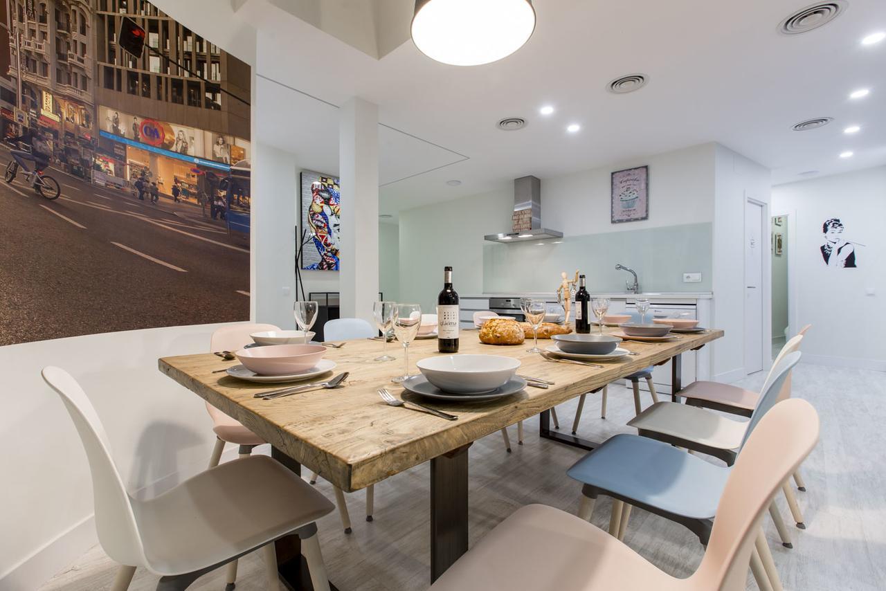 Bookinmadrid Com - Cascorro Sq 18 Pax Apartamento Exterior foto