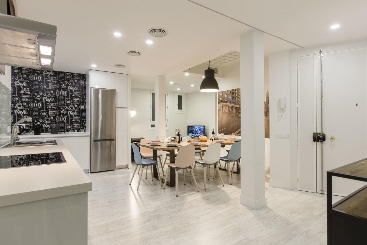 Bookinmadrid Com - Cascorro Sq 18 Pax Apartamento Exterior foto